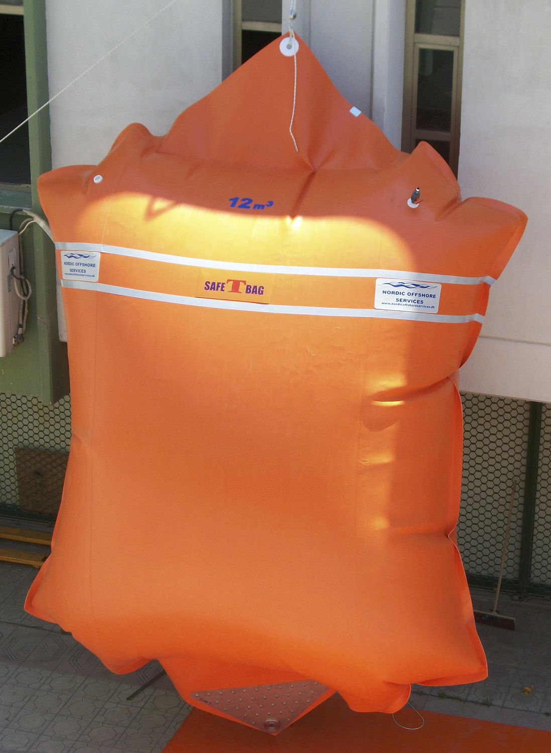 潜水上升浮标 Bb Series Safetmade Marine Products Co 用于港口码头 用于商业港口 Pvc