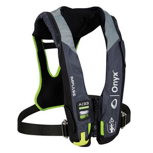 自动充气救生衣