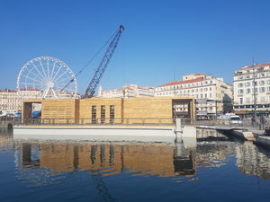 浮桥