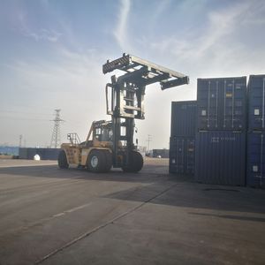 港口叉车
