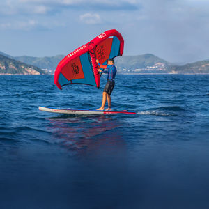 水翼冲浪板 1