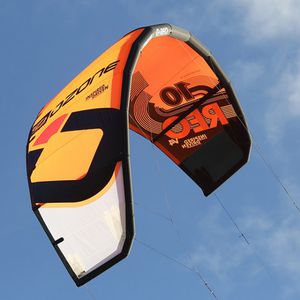 C形冲浪风筝 1