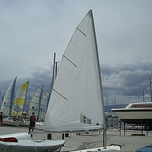 主帆 1