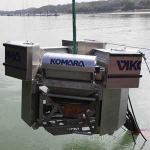 溢流口油撇取器