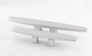 船用甲板带缆桩 1