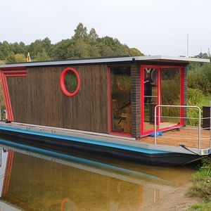 舷外船屋