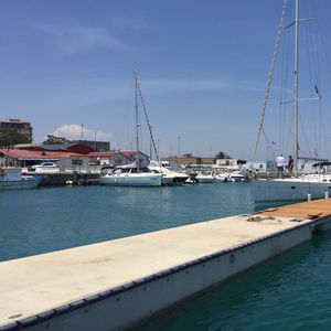 漂浮式防波堤 1