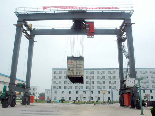 集装箱门式起重机 - Rubber-Tyred  - Henan Haitai Ship Crane Co., Ltd.