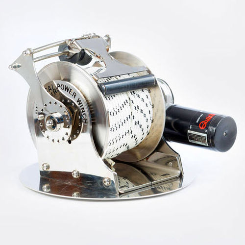 船用绞车 - UFFW 2600 - Universal Free Fall Winch Pty Ltd - 起锚 / 电动机 / 单鼓