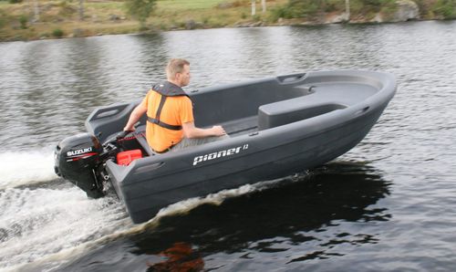 舷外敞舱船 - 12 MAXI - Pioner Boats Norway - 开放式 / 钓鱼运动 / 最多容纳 4 人