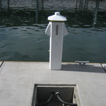 配电设备桩 - Kennewick - International Marine Floatation Systems, Inc. (IMFS) - 浮桥