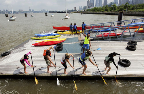 浮桥 - Pier 66 NYC - International Marine Floatation Systems, Inc. (IMFS) - 系泊 / 用于皮划艇 / 混凝土