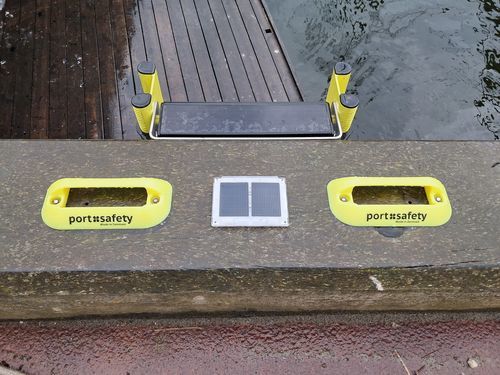 LED式浮桥照明 - handholdLight - PORT-SAFETY - 太阳能