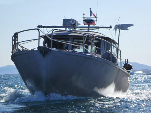 柴油拖网渔船 - ECOTROLL 39 - META YACHTS - 柴油机 / 混合动力 / 飞桥