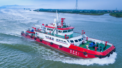 双体船消防船 - 46 - JIANGLONG SHIPBUILDING CO., LTD. - 铝制 / 钢