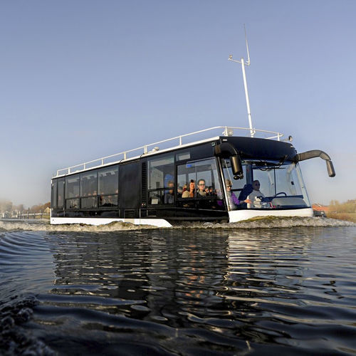 两栖汽车 - Swimbus International Ltd.