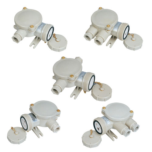 船舶防水电插座 - CZS series - Zhejiang Bozhou Marine Electric Technology Co., Ltd. - 船用 / 母端 / 带保护罩