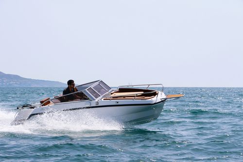 舷外小快艇 - Wave e-550 - Magonis Boats  - 电动 / Bow Rider / 最多容纳 6 人