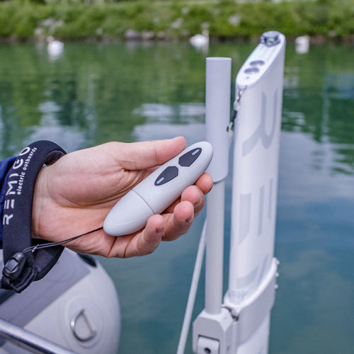 舷外电动机遥控器 - REMIGO ELECTRIC OUTBOARDS - 船用 / 补给船用 / 无线电
