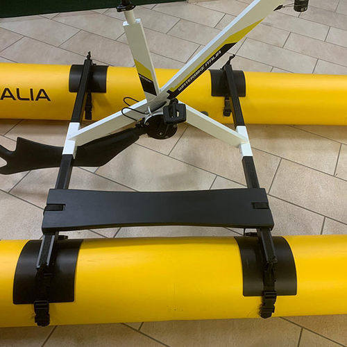 脚凳 - Footrest platform. - WATERBIKE ITALIA