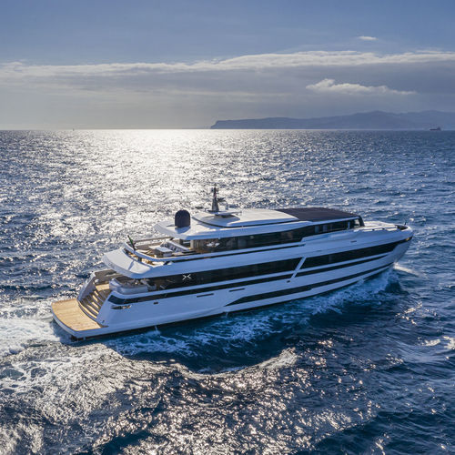 巡游超级游艇 - X130 - Extra Yachts - 高台驾驶室 / 5舱 / 10床位