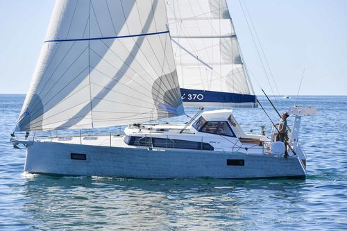 巡游帆船 - OVNI 370 - ALUBAT CHANTIER NAVAL - 3舱 / 2舱 / 4铺位