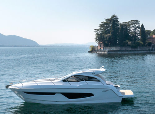 舷内快艇 - C3X  - Sessa Marine - 舷外 / 双引擎 / 硬顶
