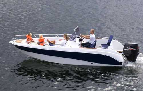 舷外敞开艇 - V605  - Boatbuilding Motor Yacht Sp. Z o.o. - 半硬式 / 中央控制台 / 运动