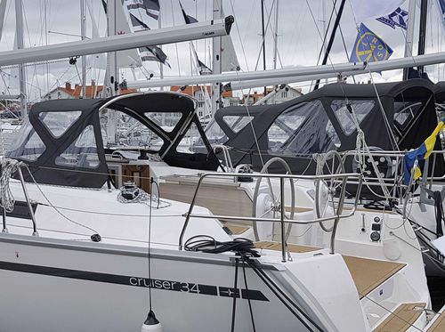 帆船敞篷顶篷 - Bavaria 34 - KAPELL ANNAT - 用于驾驶舱 / 不锈钢结构 / 黑色