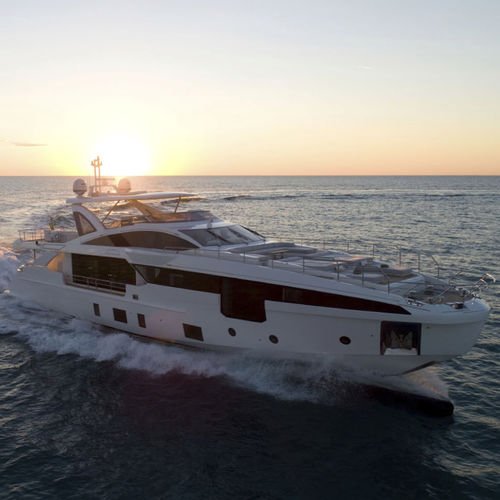 巡游超级游艇 - GRANDE 32M - Azimut - 飞桥 / 5舱 / 10床位