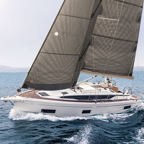 巡游帆船 - C38E  - BAVARIA YACHT - 2舱 / 3舱 / 补助帆桁