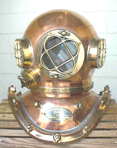 专业潜水头盔 - 29134 - DESCO Corporation