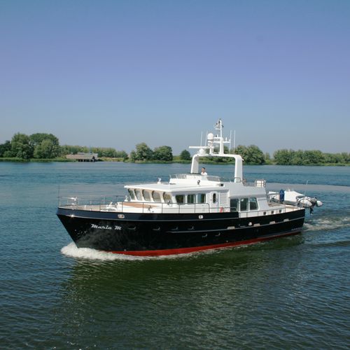 舷内拖网渔船 - BLUE WATER Series - Altena Yachting - 飞桥