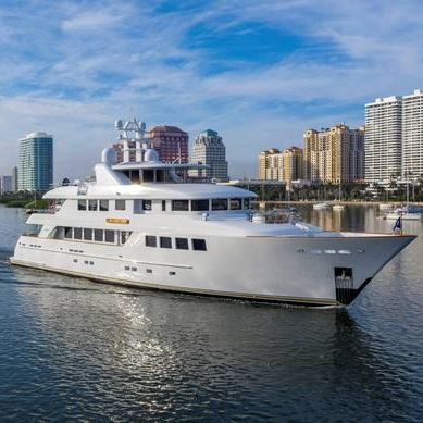 巡游超级游艇 - LADY GAYLE MARIE - Burger Boat Company - 高台驾驶室 / 5舱 / 排水船体