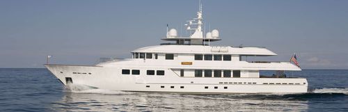 快速巨型游艇 - INGOT - Burger Boat Company - 传统型 / 高台驾驶室 / 排水船体