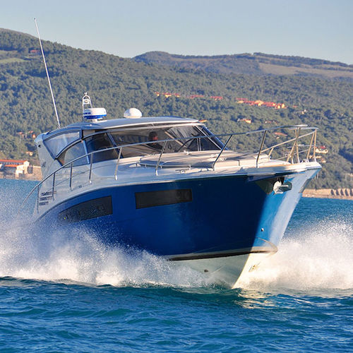 舷内快艇 - T440 SF Elba - Tuccoli - Technology Boats - 柴油 / 双引擎 / 滑行船身