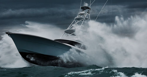 钓鱼运动机动游艇 - GT65 Carolina - Hatteras Yachts - 飞桥 / 3舱