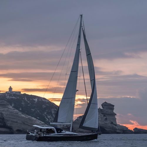 巡游帆船游艇 - JEANNEAU YACHTS 65 - Jeanneau - Sailboats - 3舱 / 4舱 / 5舱