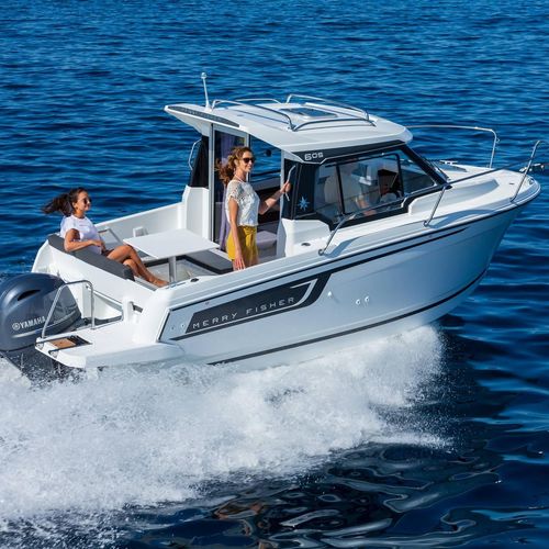 舷外日间小游艇 - MERRY FISHER 605 - Jeanneau - Motorboats - 封闭式驾驶舱 / 硬顶 / 巡游