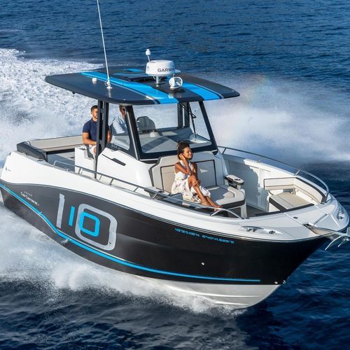 舷外敞开艇 - CAP CAMARAT 10.5 CC - Jeanneau - Motorboats - 双引擎 / 中央控制台 / 钓鱼运动