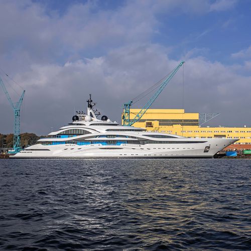 巡游巨型游艇 - AL LUSAIL - Lurssen Yachts - 高台驾驶室 / 带直升机降落坪