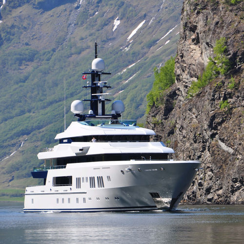巡游大型游艇 - DEEP BREATH - Lurssen Yachts - 飞桥