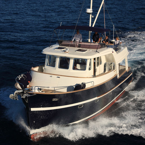 舷内拖网渔船 - 47 - Rhea Marine - 柴油 / 排水船体 / 飞桥