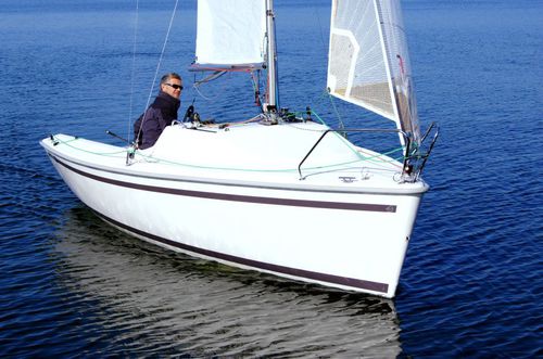 日间游览帆船 - 18 SPORT - SailArt - 竞赛 / 补助帆桁 / 定制