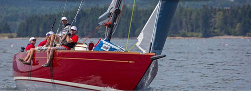 巡游帆船 - M42x  - Morris Yachts - 补助帆桁 / 碳纤桅杆