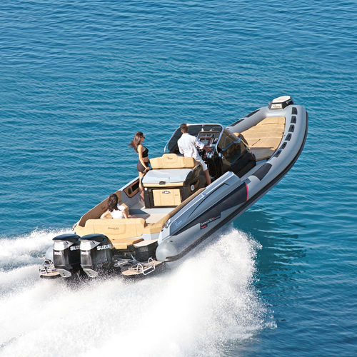 舷外充气艇 - CAYMAN 38.0 EXECUTIVE - Ranieri International - 双引擎 / 半硬式 / 中央控制台