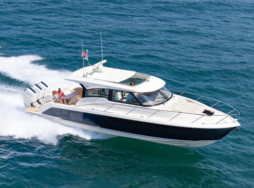 舷外快艇 - 48LE - Tiara Yachts - 三引擎 / 硬顶 / 运动