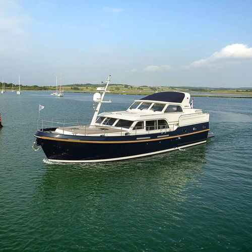 巡游机动游艇 - Grand Sturdy 550 AC Variotop® - Linssen Yachts B.V. - 飞桥 / 3舱 / 6铺位