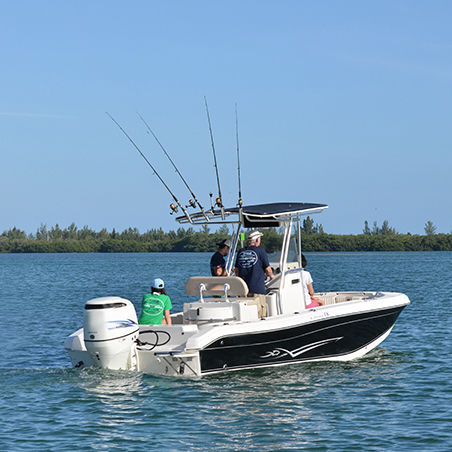 舷外海湾游艇 - 23 ULTRA - Carolina Skiff - 中央控制台 / 钓鱼运动 / T形顶篷