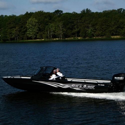 舷外运动钓鱼船 - ProGuide - SeaArk Boats - 开放式 / 双控制台 / 钓鱼运动